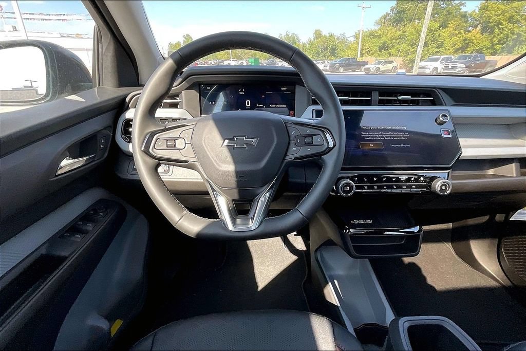 2027 Chevrolet Bolt RS - Photo 6