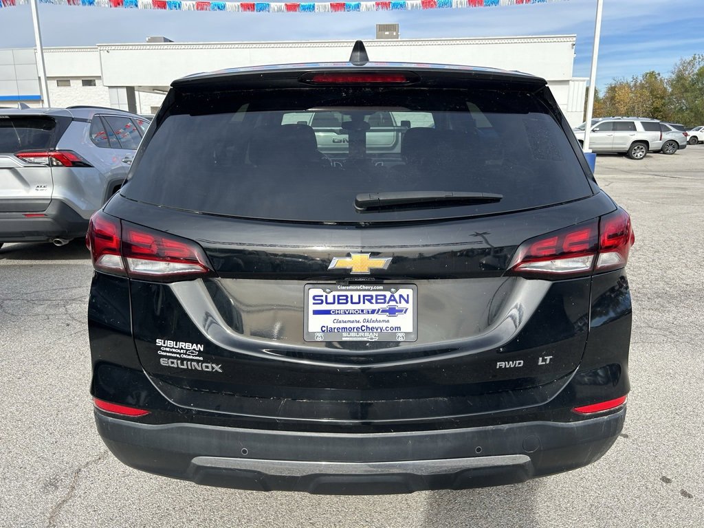 2024 Chevrolet Equinox LT photo 3