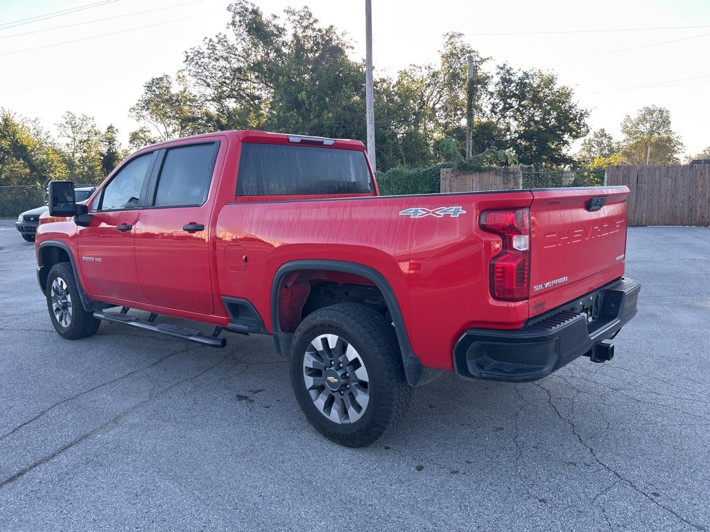 2024 Chevrolet Silverado 2500HD Custom photo 2
