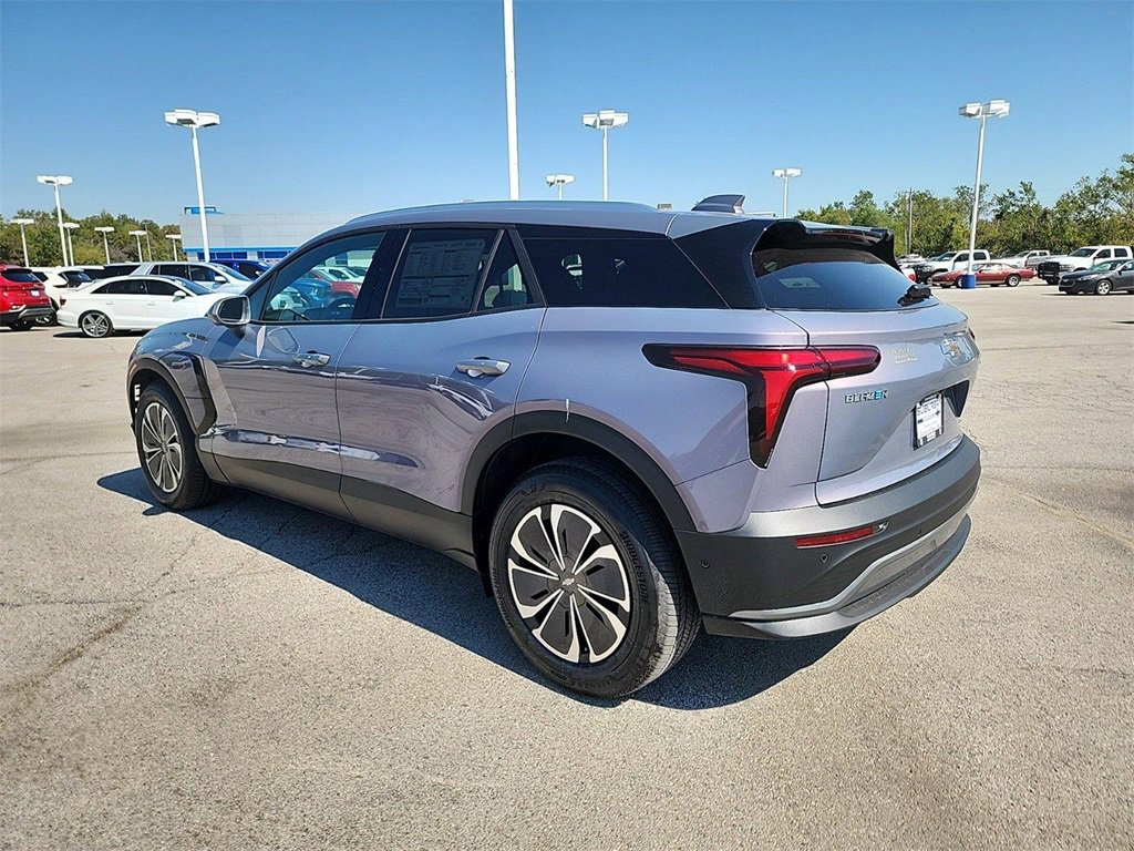 2025 Chevrolet Blazer EV photo 3