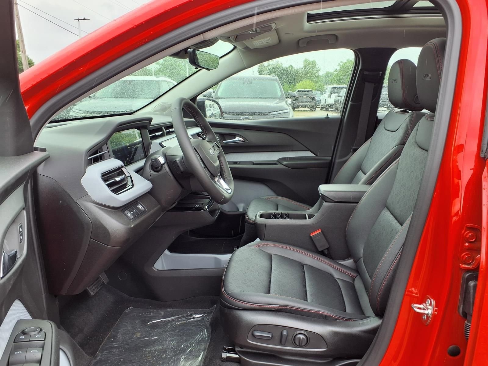 2027 Chevrolet Bolt RS - Photo 14