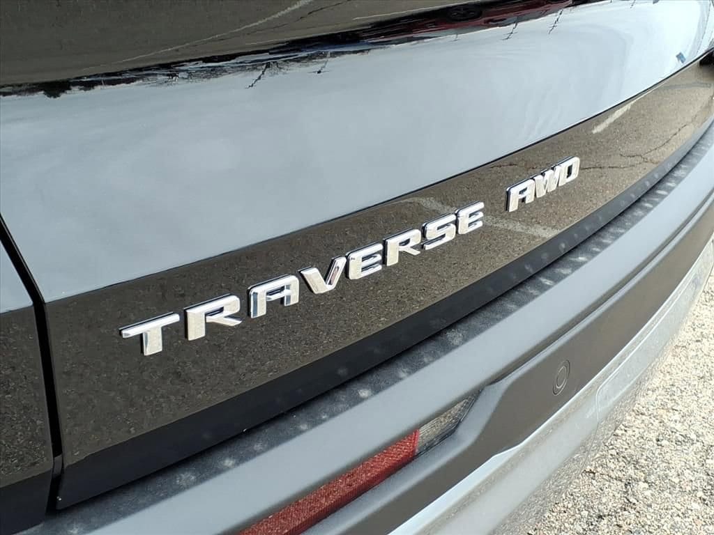Thumbnail: 2026 Chevrolet Traverse - 8