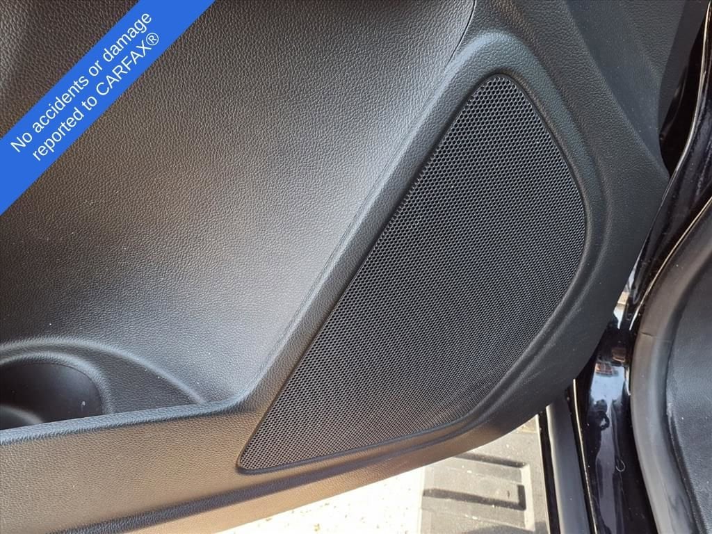 Thumbnail: 2022 Chevrolet Colorado - 17