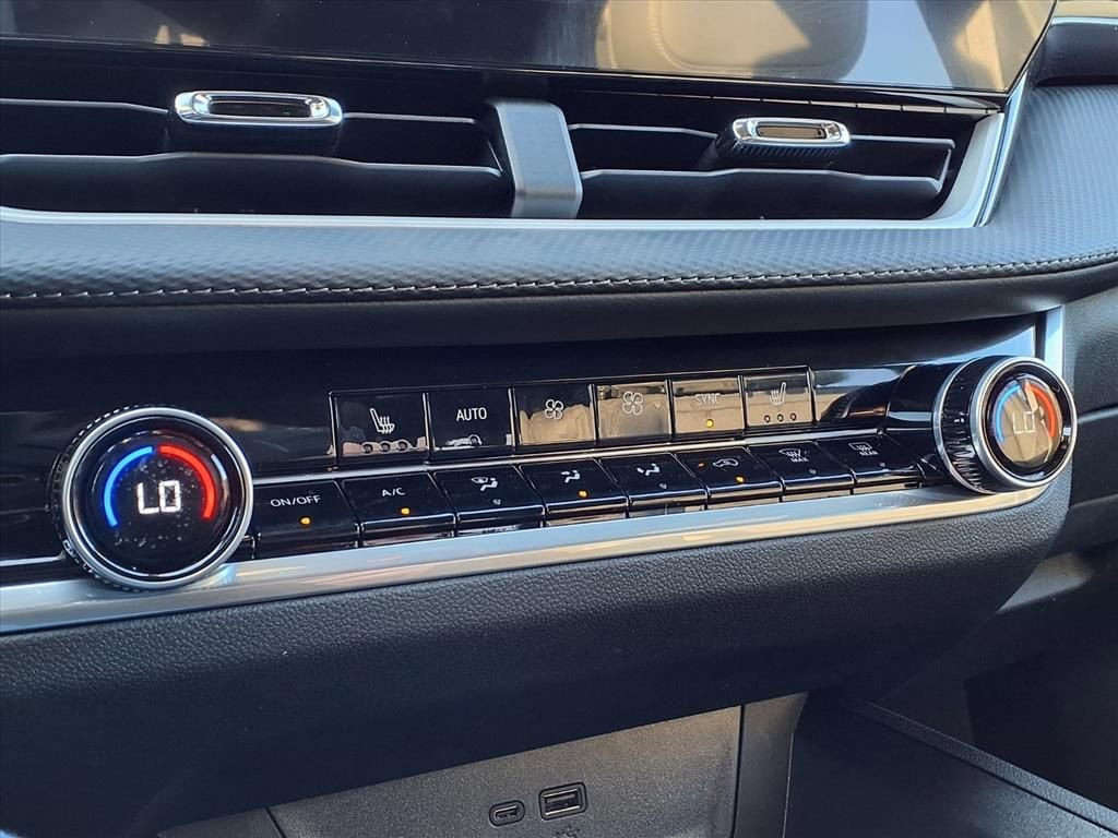 Thumbnail: 2026 Chevrolet Equinox - 20