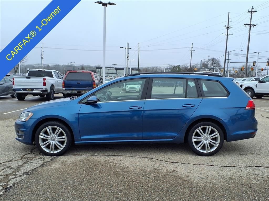 Thumbnail: 2015 Volkswagen e-Golf - 9