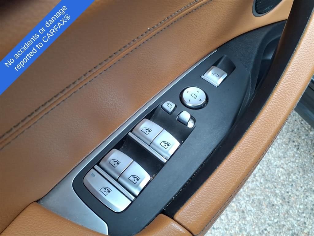 Thumbnail: 2021 BMW X4 - 16