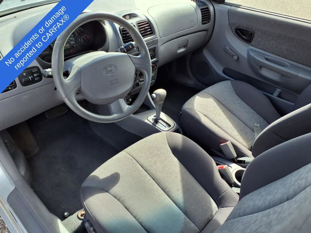 Thumbnail: 2005 Hyundai Accent - 15