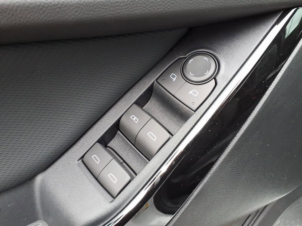 Thumbnail: 2026 Chevrolet Equinox - 13