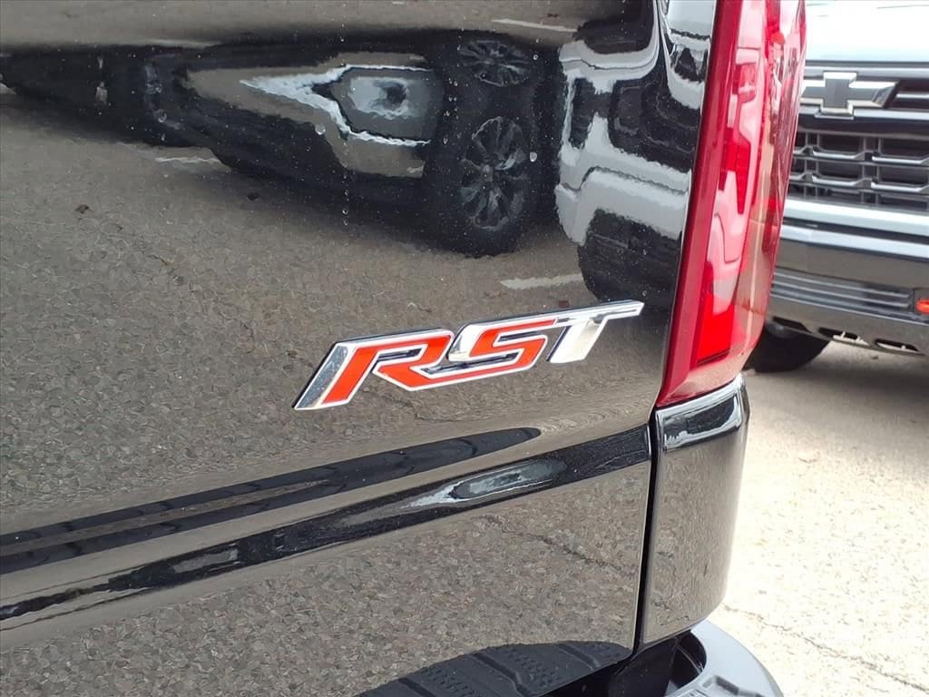 Thumbnail: 2026 Chevrolet Silverado 1500 - 8