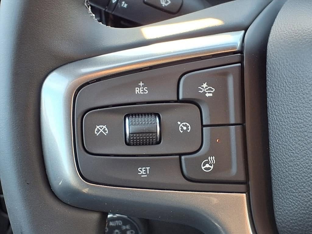 Thumbnail: 2026 Chevrolet Silverado 1500 - 22