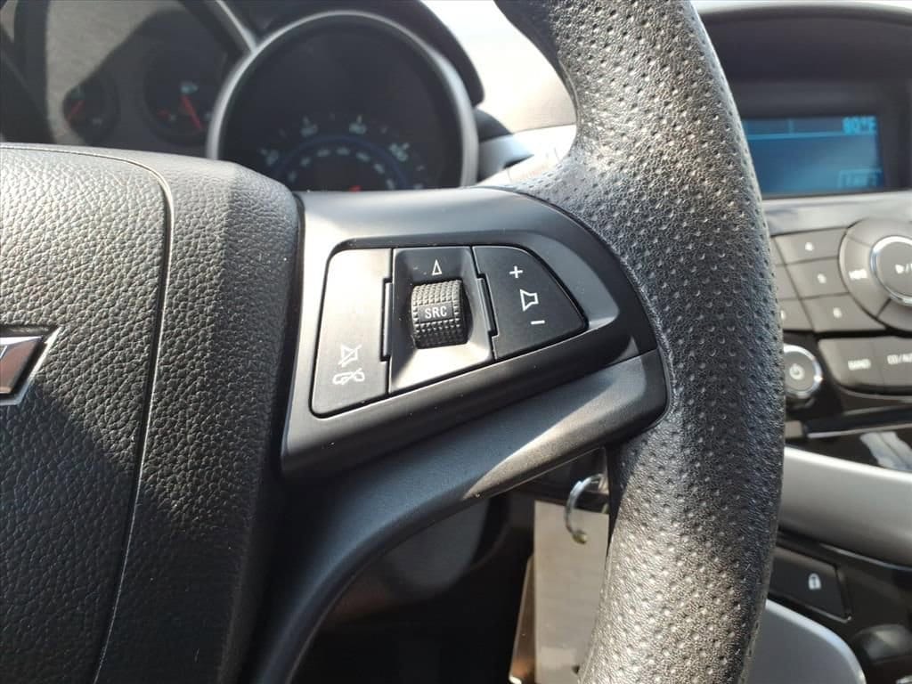 Thumbnail: 2013 Chevrolet Cruze - 14