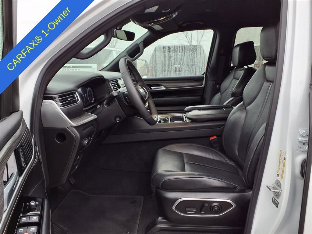 Thumbnail: 2024 Jeep Wagoneer - 18