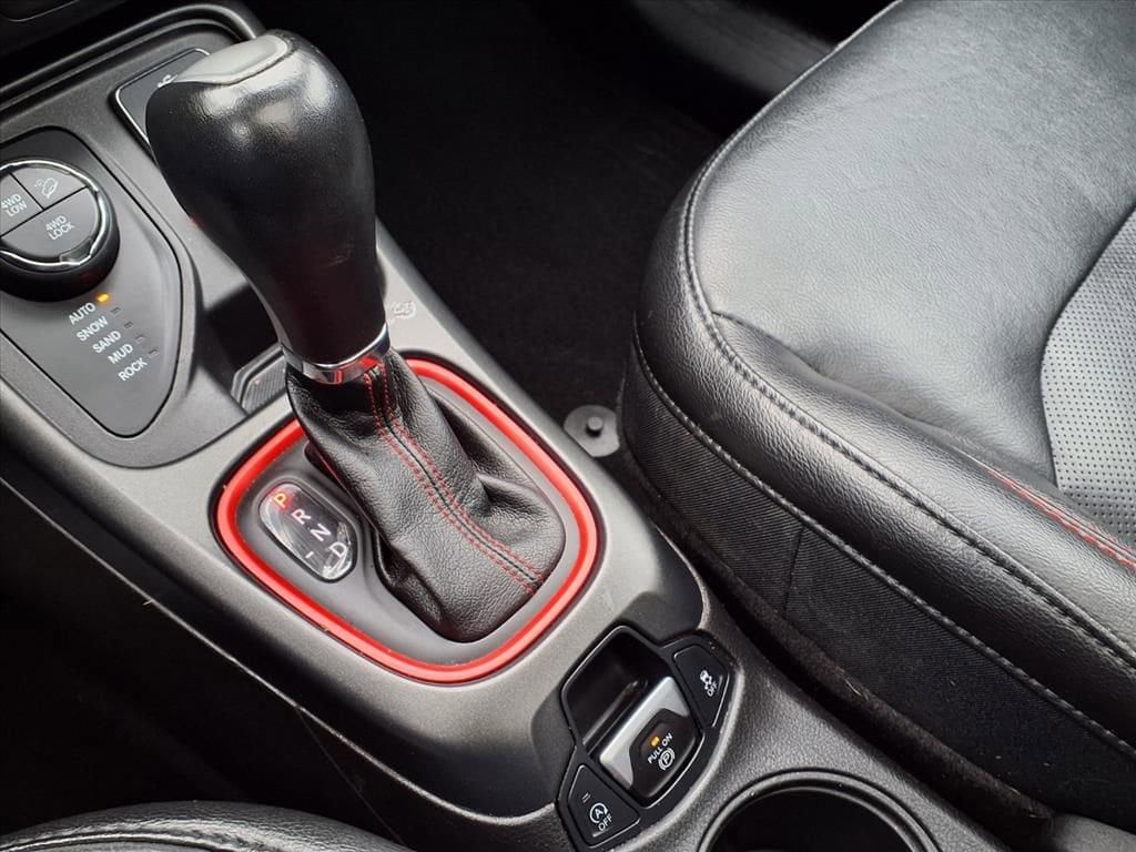 Thumbnail: 2019 Jeep Compass - 25