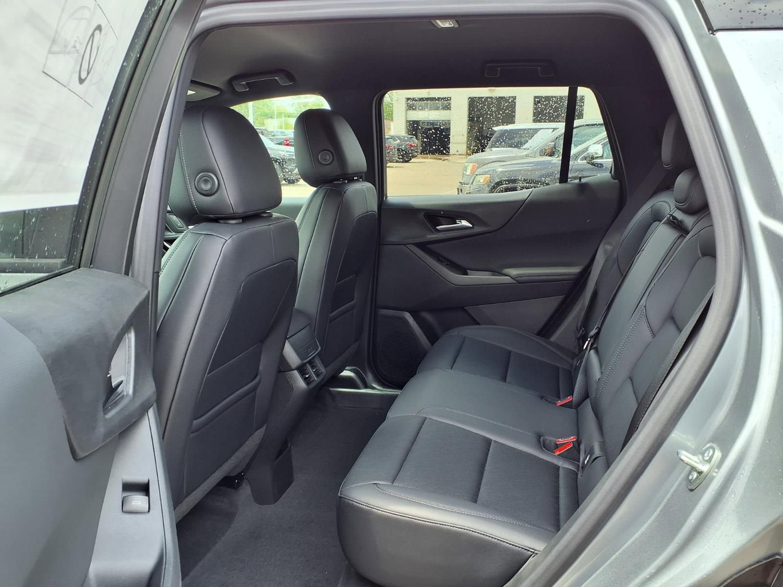 Thumbnail: 2026 Chevrolet Equinox - 9
