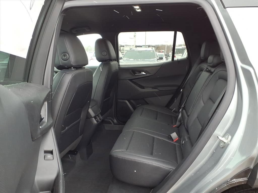 Thumbnail: 2026 Chevrolet Equinox - 9