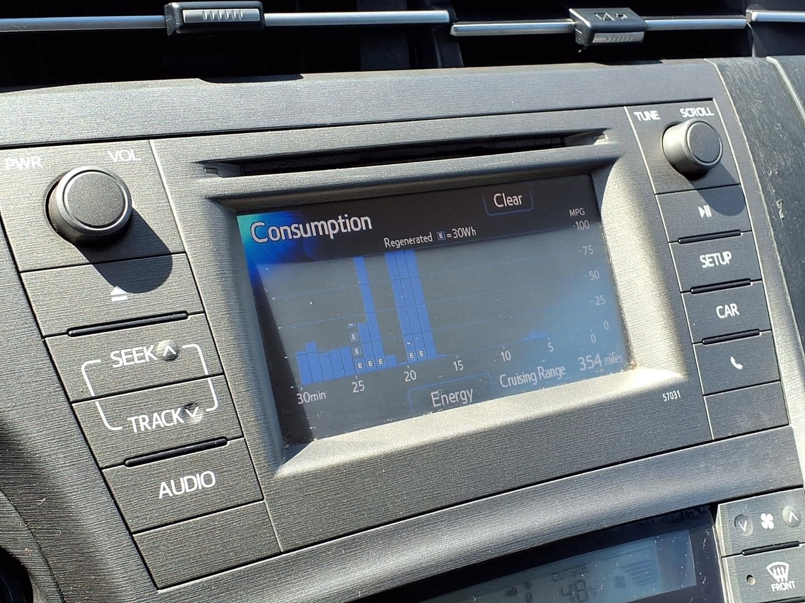 Thumbnail: 2013 Toyota Prius - 25