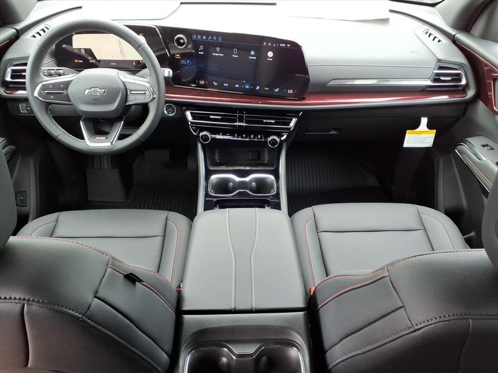 Thumbnail: 2026 Chevrolet Traverse - 10