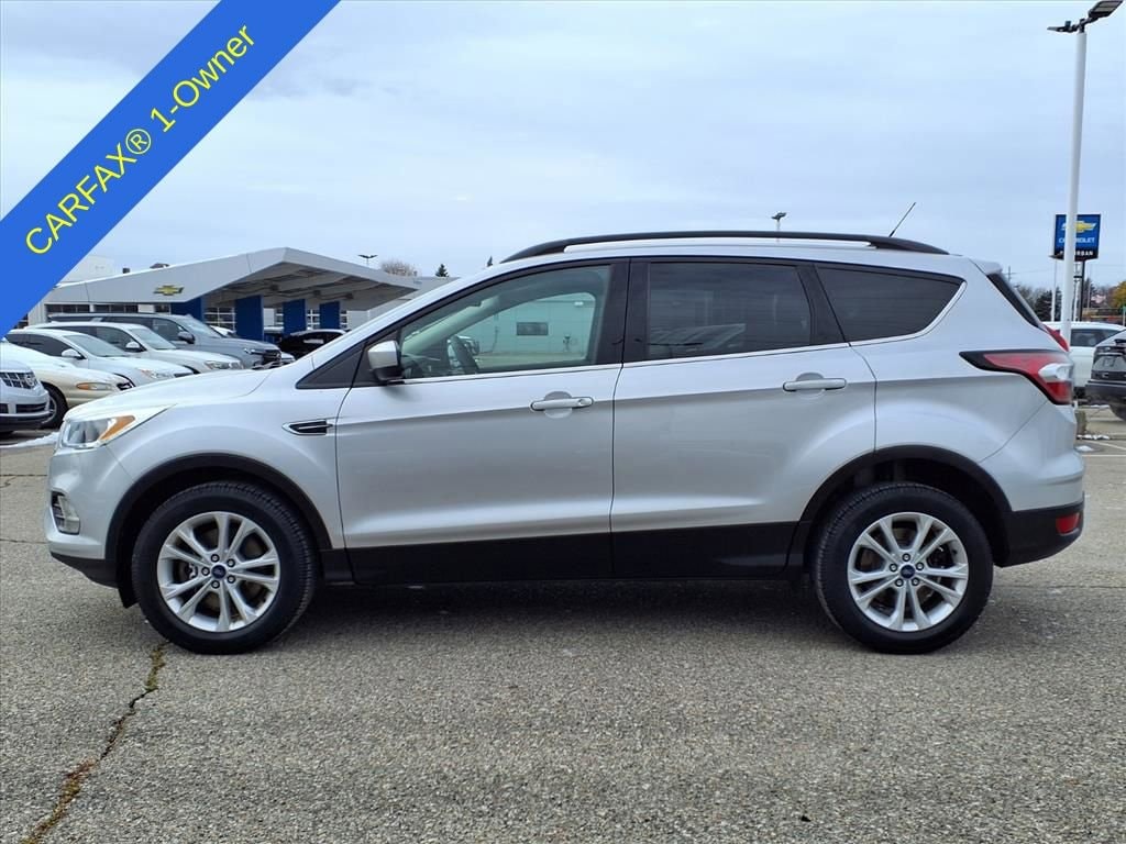 Thumbnail: 2018 Ford Escape - 9