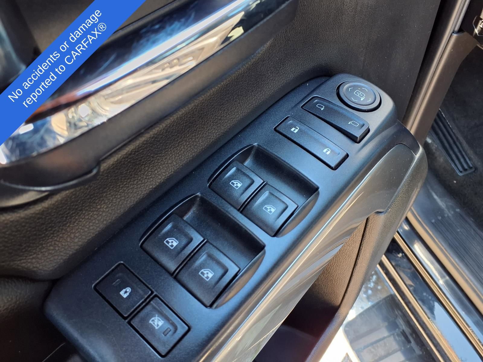 Thumbnail: 2015 Chevrolet Silverado 1500 - 16