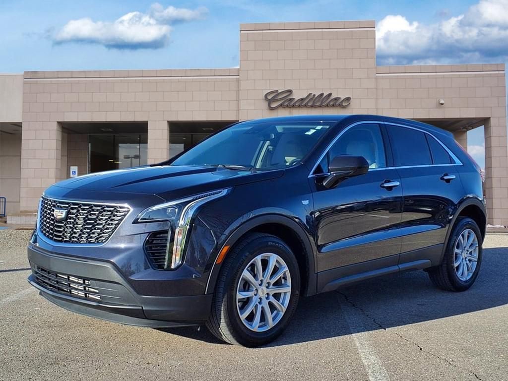 2023 Cadillac XT4 Luxury's photo