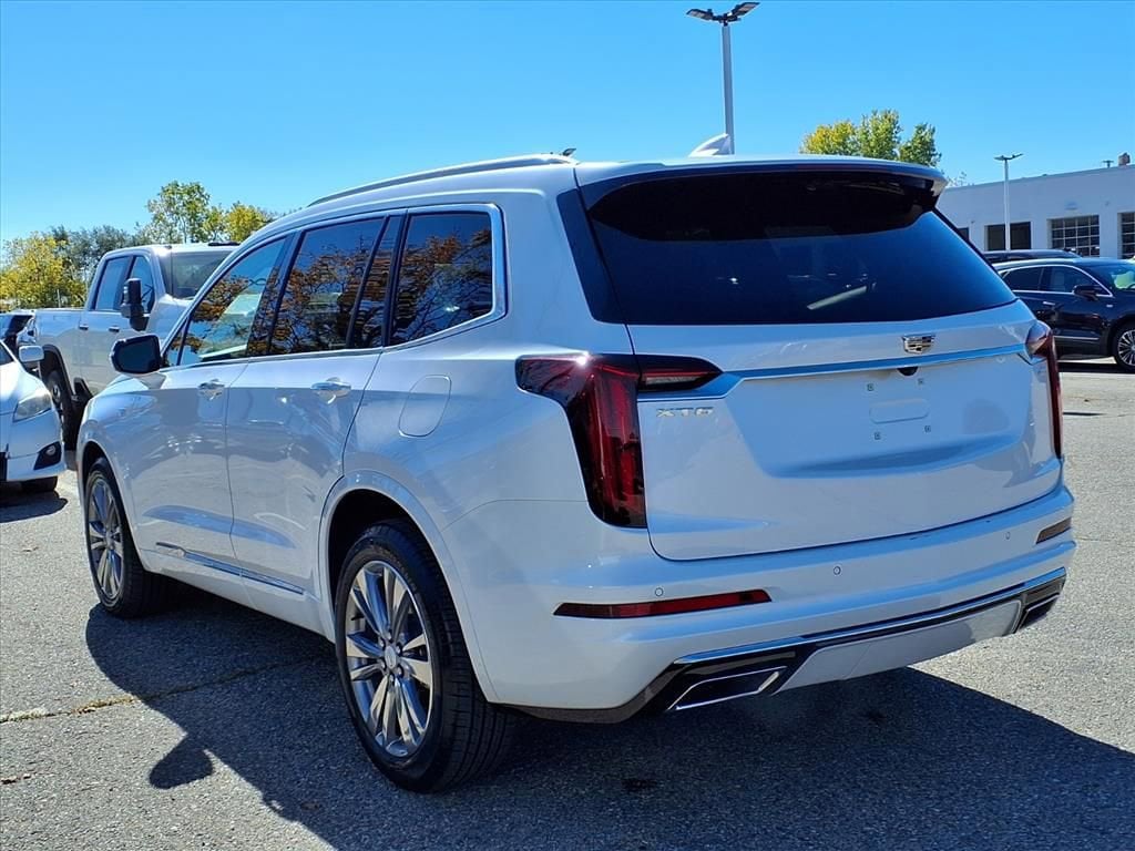 Thumbnail: 2025 Cadillac XT6 - 7