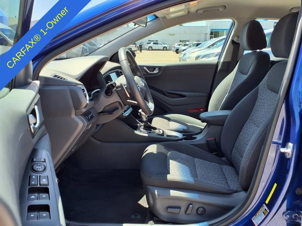 Thumbnail: 2019 Hyundai Ioniq - 17