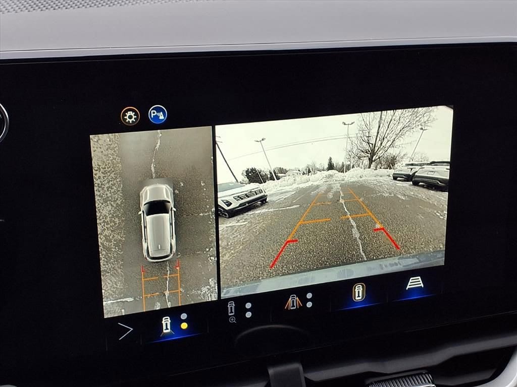 Thumbnail: 2026 Chevrolet Equinox - 19