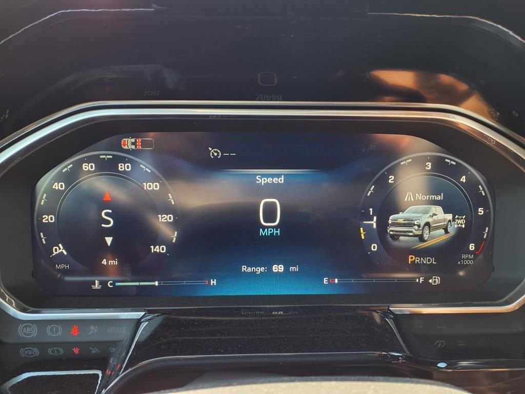 Thumbnail: 2026 Chevrolet Silverado 1500 - 17