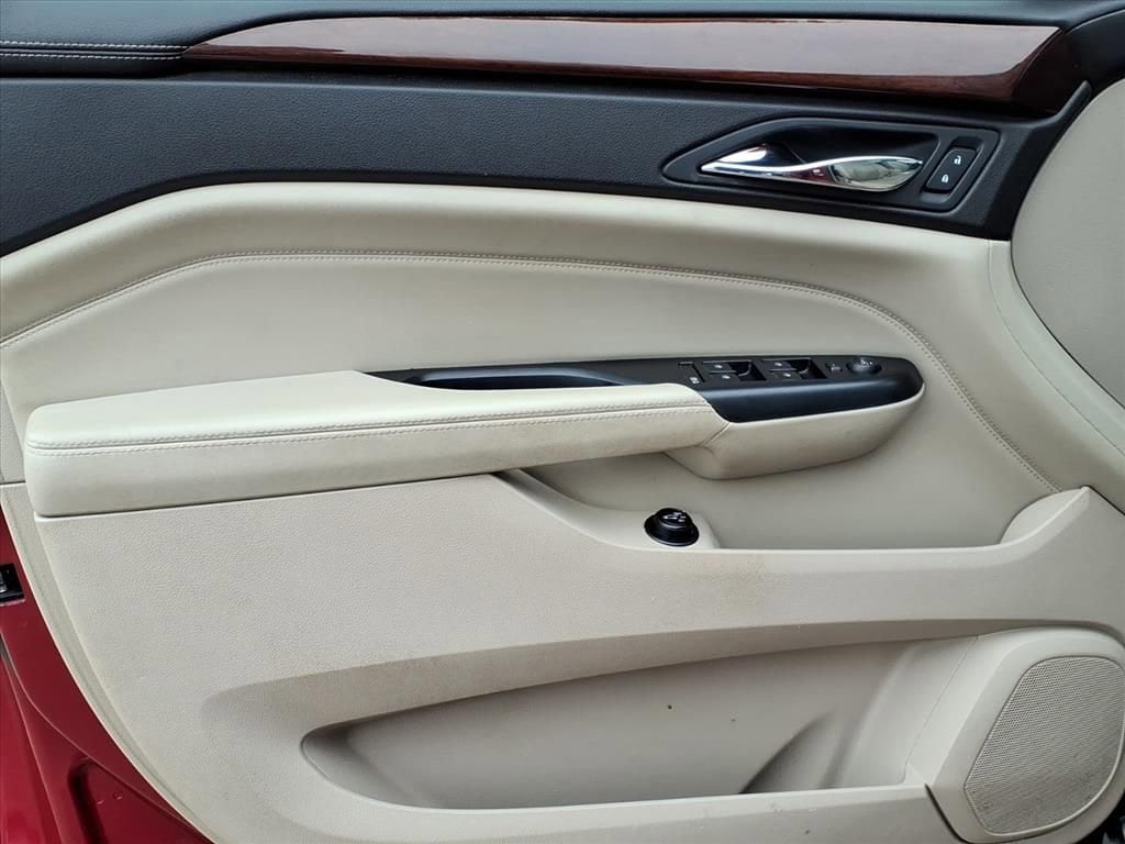 Thumbnail: 2013 Cadillac SRX - 15