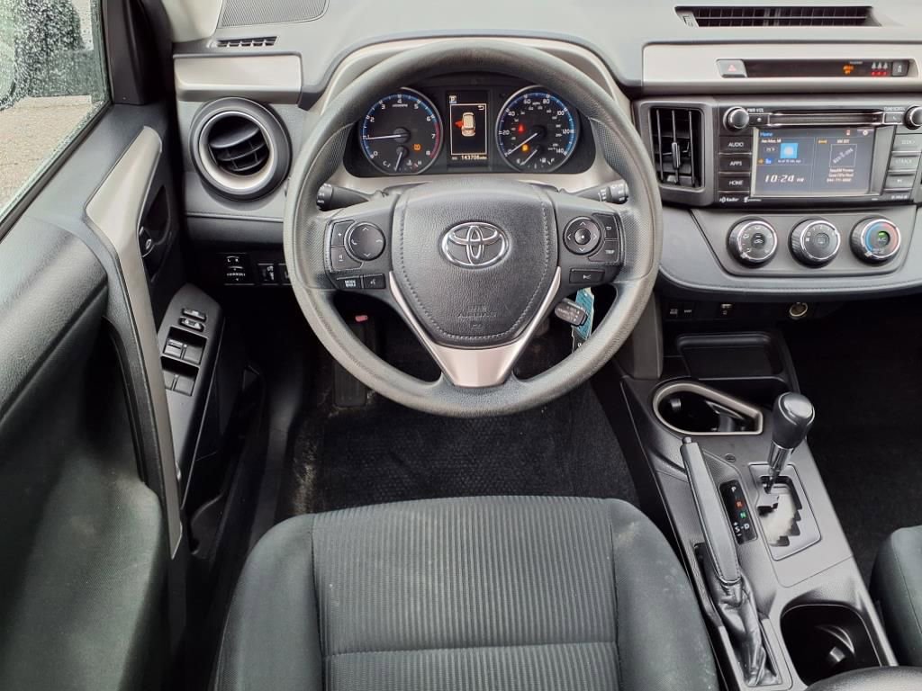 Thumbnail: 2018 Toyota RAV4 - 13