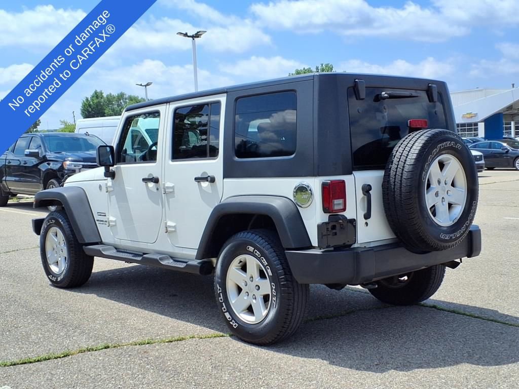 Thumbnail: 2010 Jeep Wrangler - 8