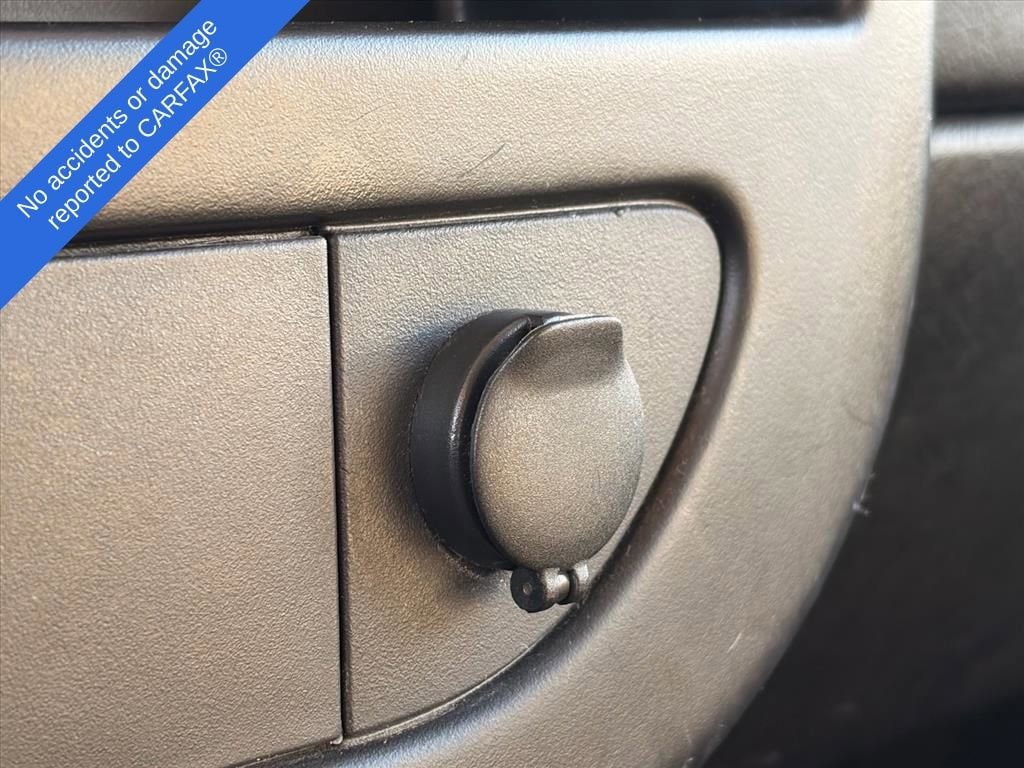 Thumbnail: 2016 Chevrolet Express - 27