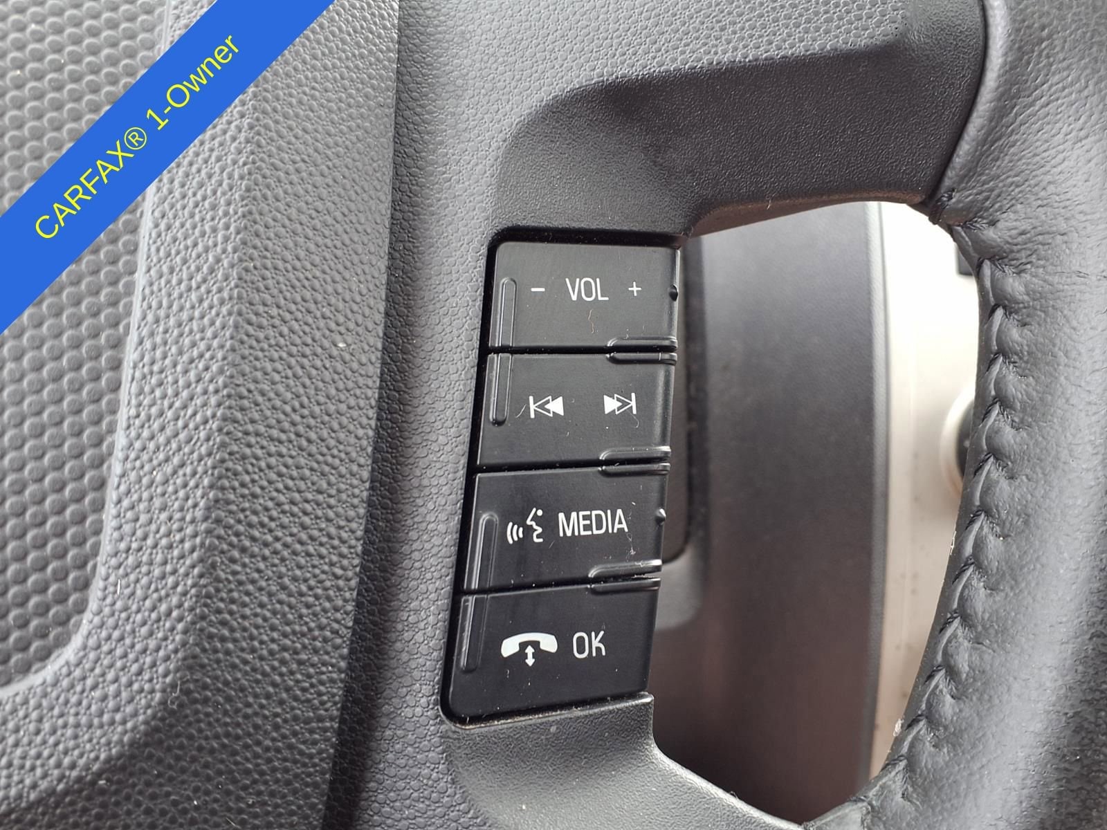 Thumbnail: 2010 Ford Escape - 24