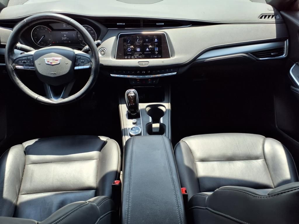 Thumbnail: 2020 Cadillac XT4 - 12