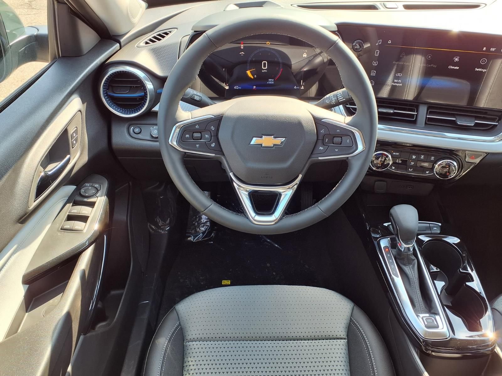 Thumbnail: 2026 Chevrolet Trax - 11