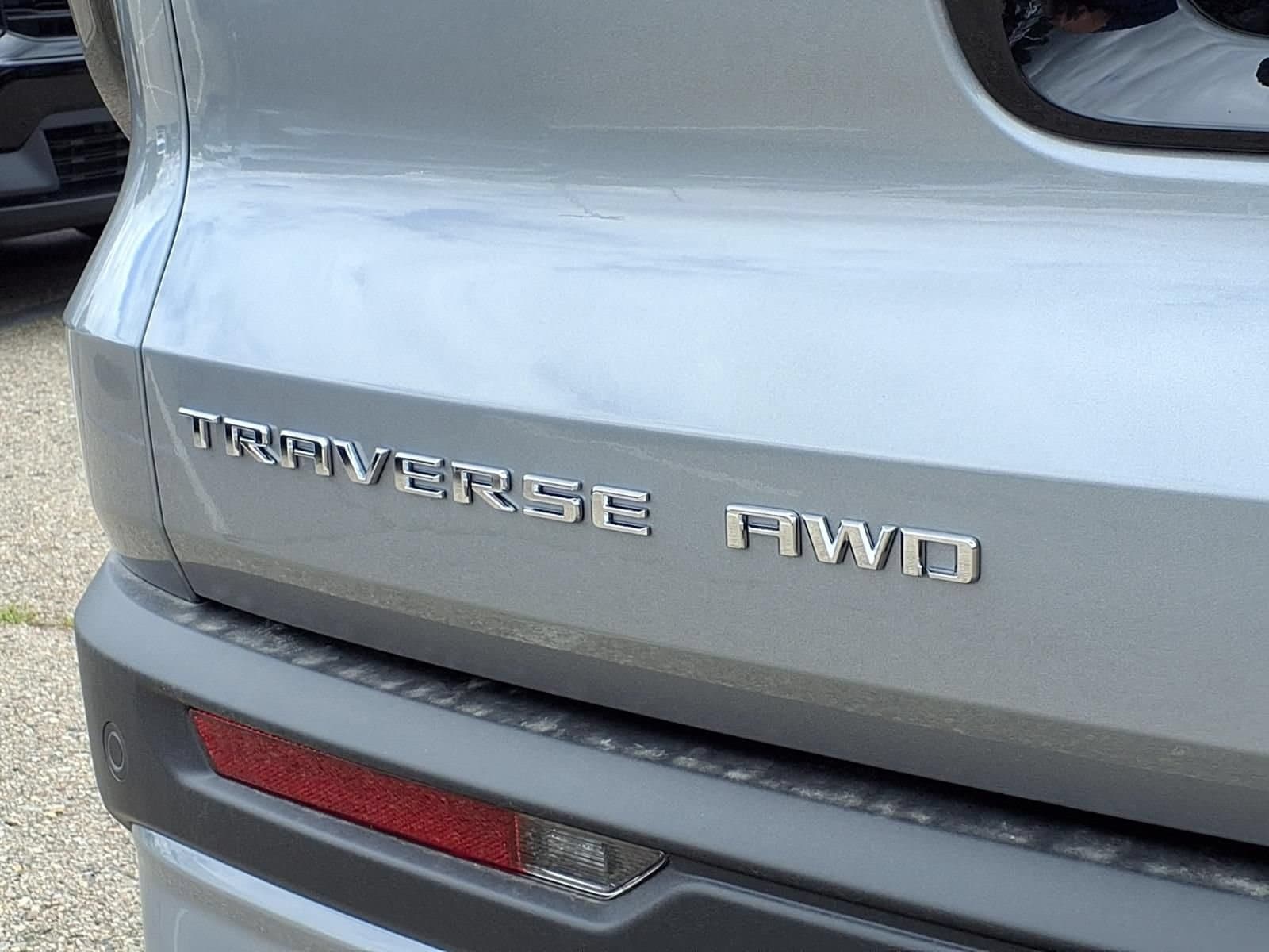 Thumbnail: 2026 Chevrolet Traverse - 8