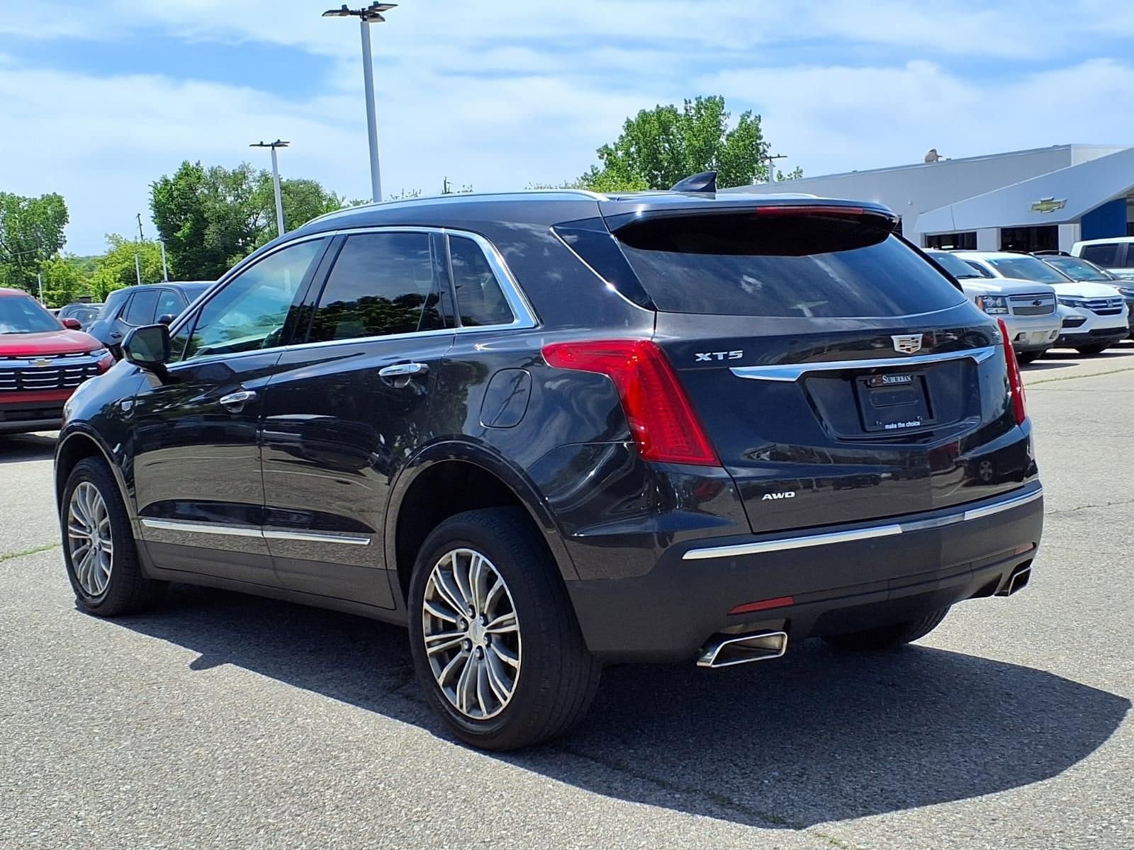 Thumbnail: 2018 Cadillac XT5 - 6