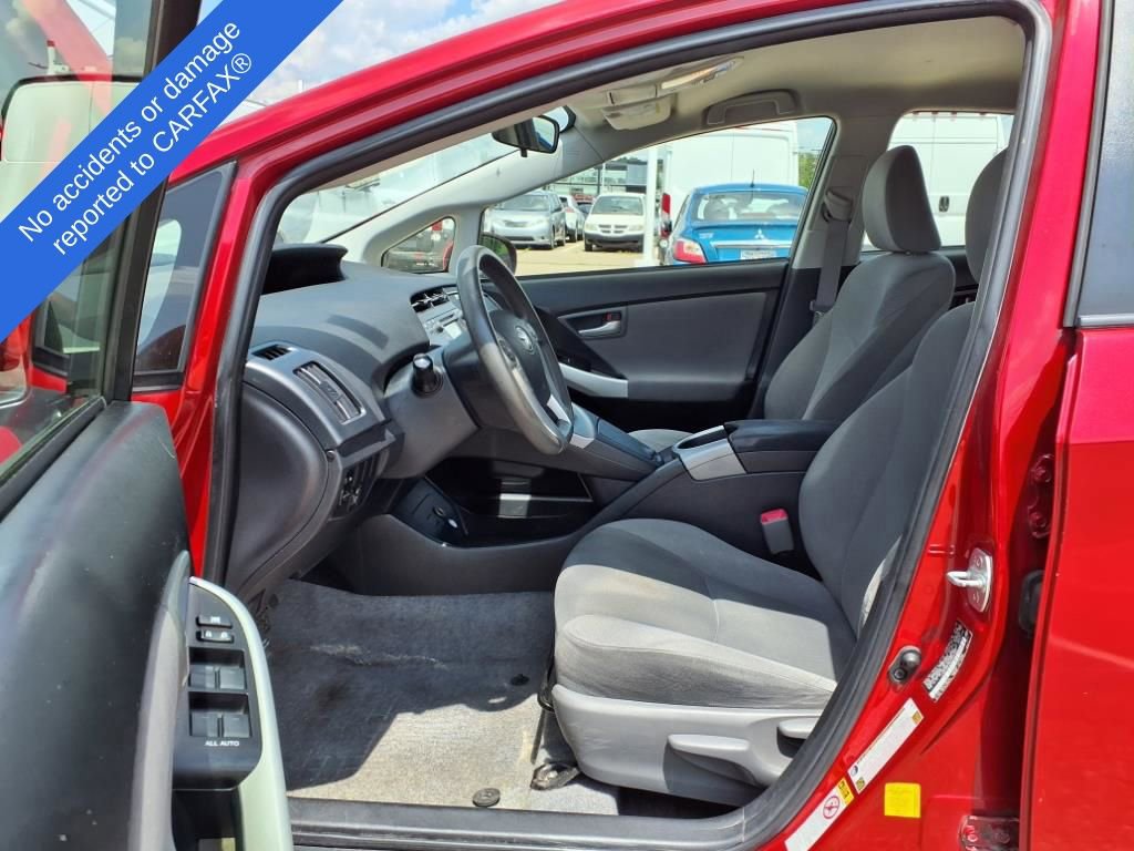 Thumbnail: 2013 Toyota Prius - 18