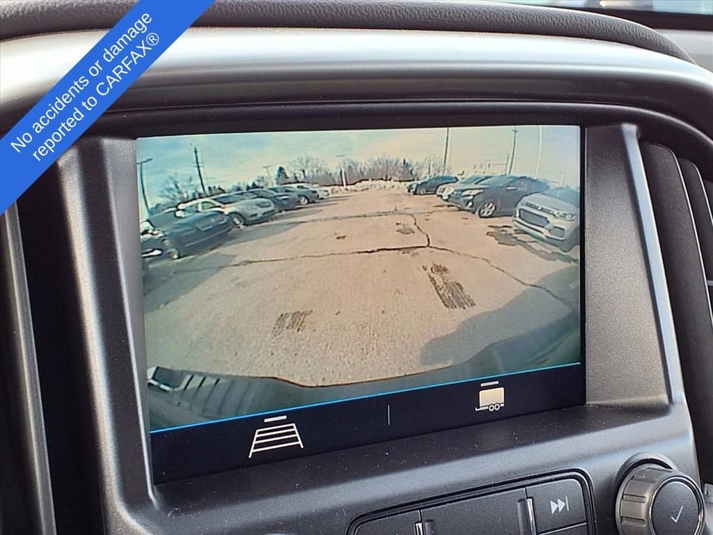 Thumbnail: 2022 Chevrolet Colorado - 24