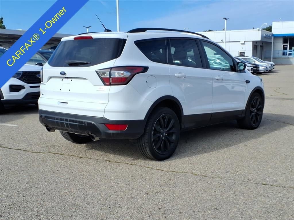 Thumbnail: 2018 Ford Escape - 5