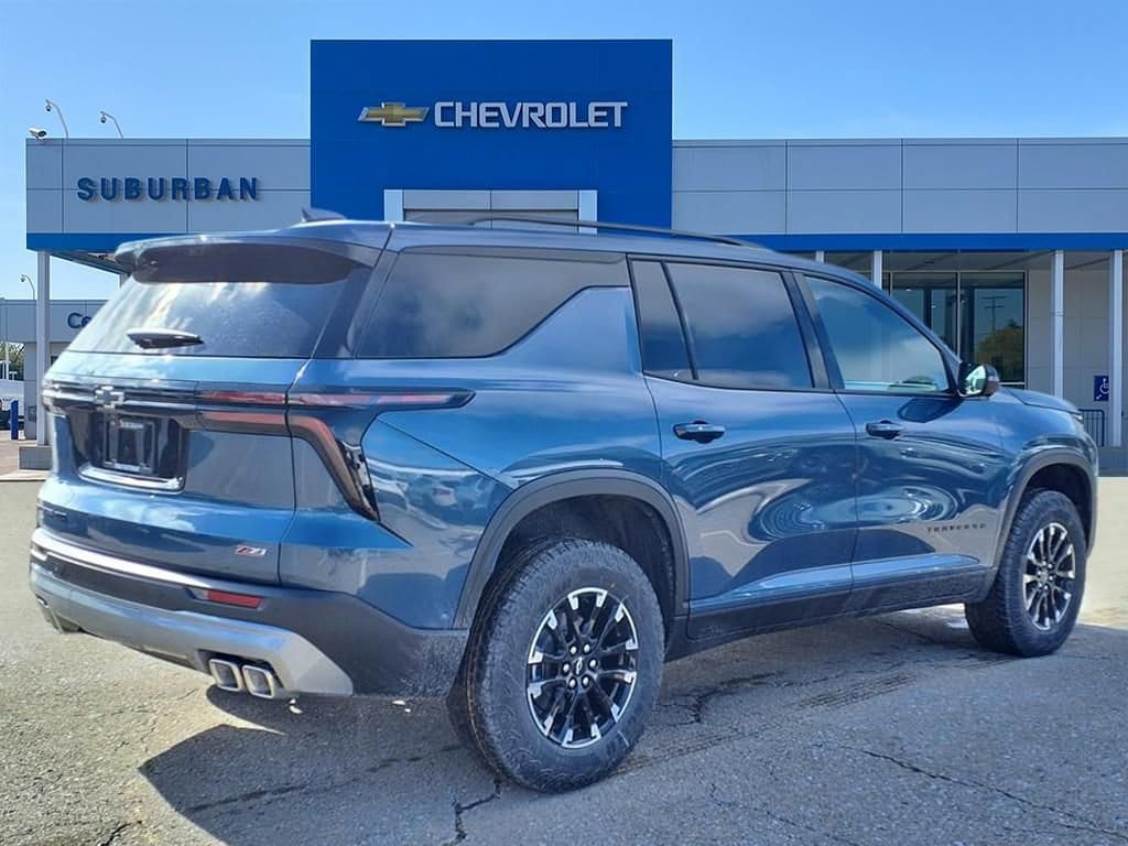 Thumbnail: 2026 Chevrolet Traverse - 4