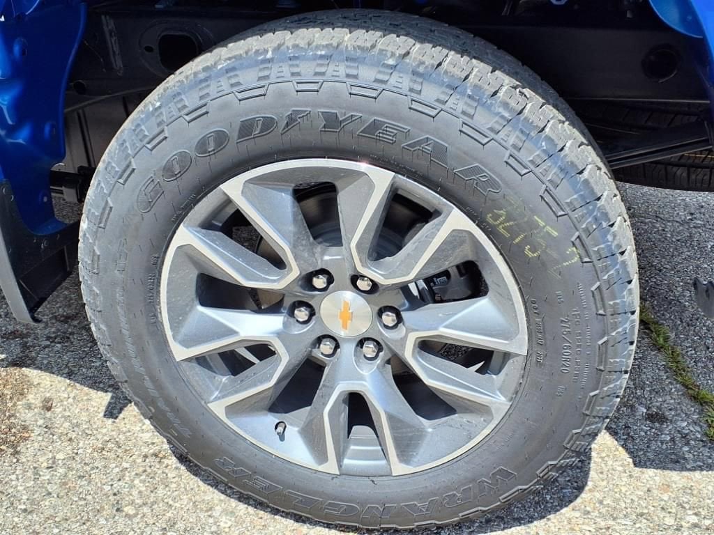 Thumbnail: 2026 Chevrolet Silverado 1500 - 7