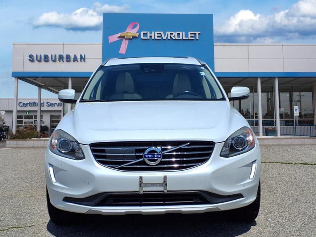 Thumbnail: 2017 Volvo XC60 - 2