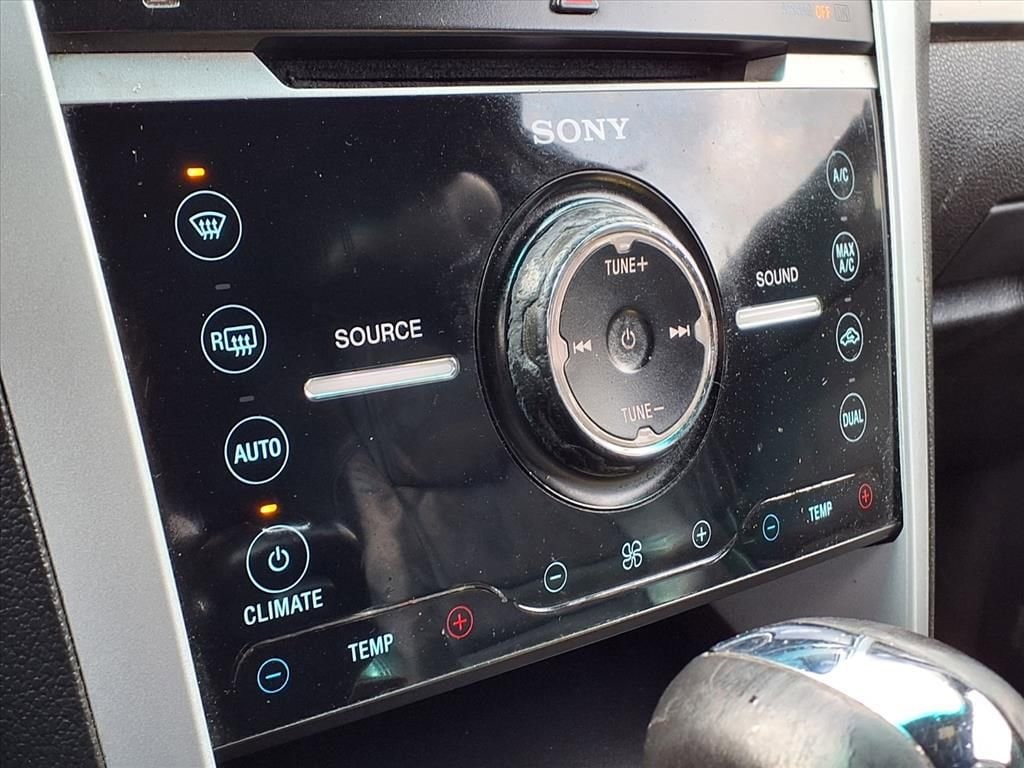 Thumbnail: 2014 Ford Explorer - 23