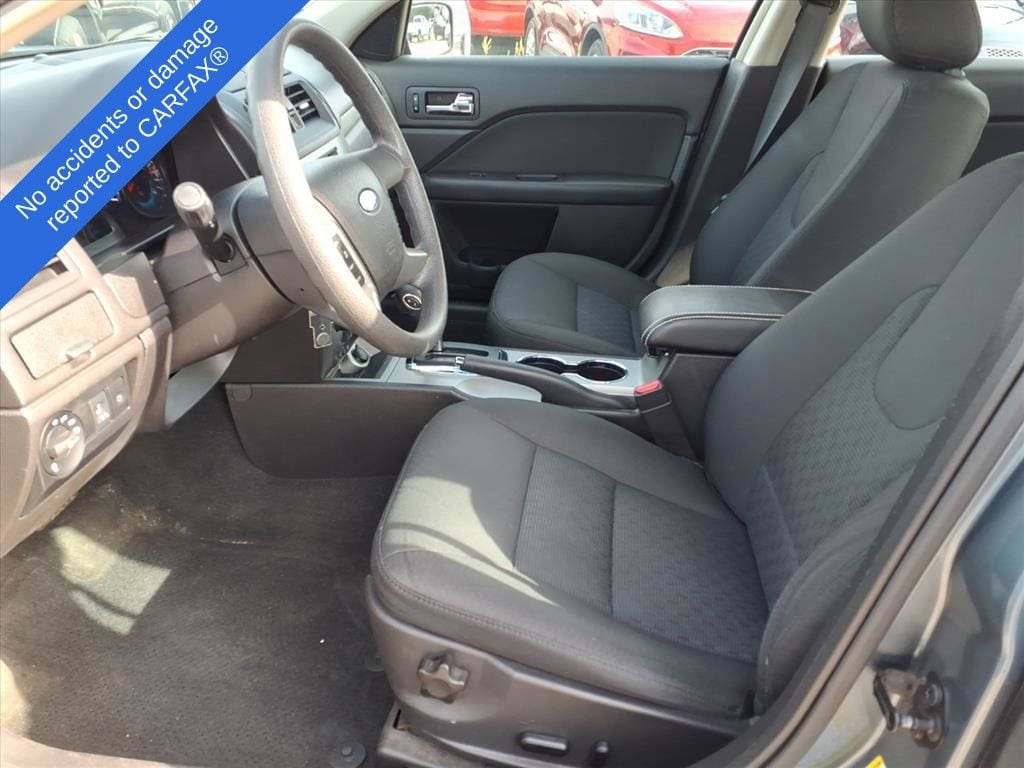 Thumbnail: 2011 Ford Fusion - 15