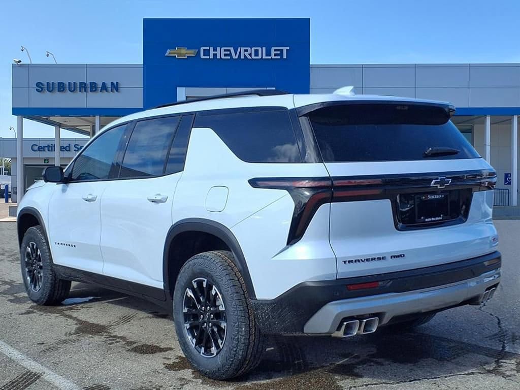 Thumbnail: 2026 Chevrolet Traverse - 6
