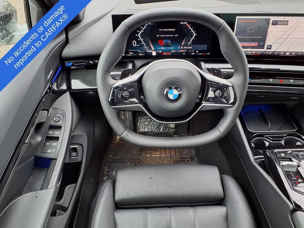 Thumbnail: 2025 BMW 5 Series - 12