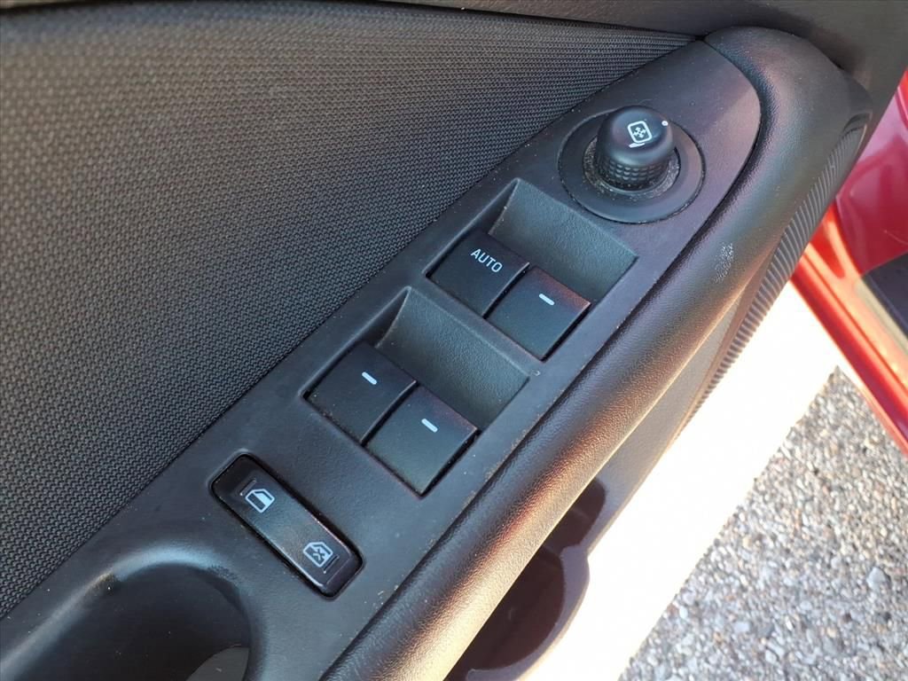 Thumbnail: 2011 Ford Fusion - 13