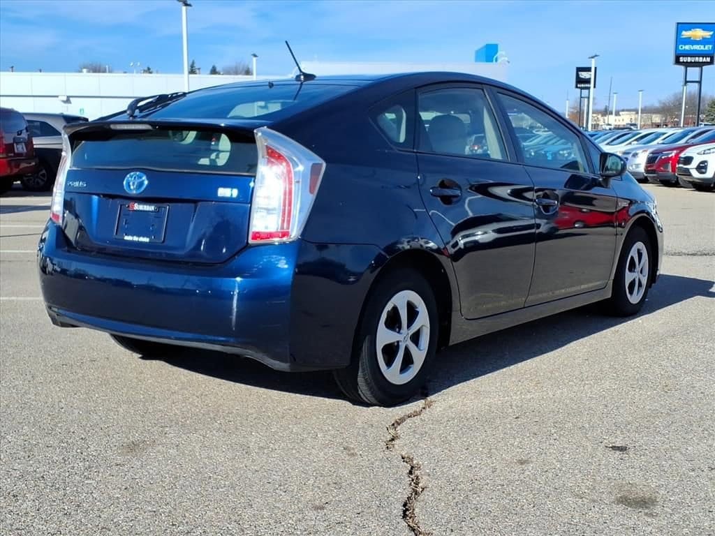 Thumbnail: 2013 Toyota Prius - 6
