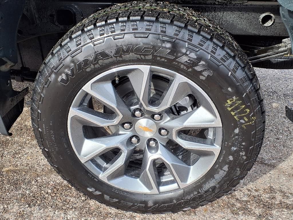 Thumbnail: 2026 Chevrolet Silverado 1500 - 7